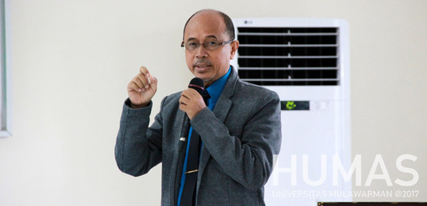 Prof. Dr. IWAN SUYATNA